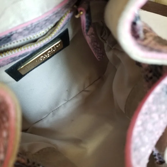 VITTORIA Napoli  pink python embossed  raw leather mini drawstring crossbody bag - Picture 9 of 16